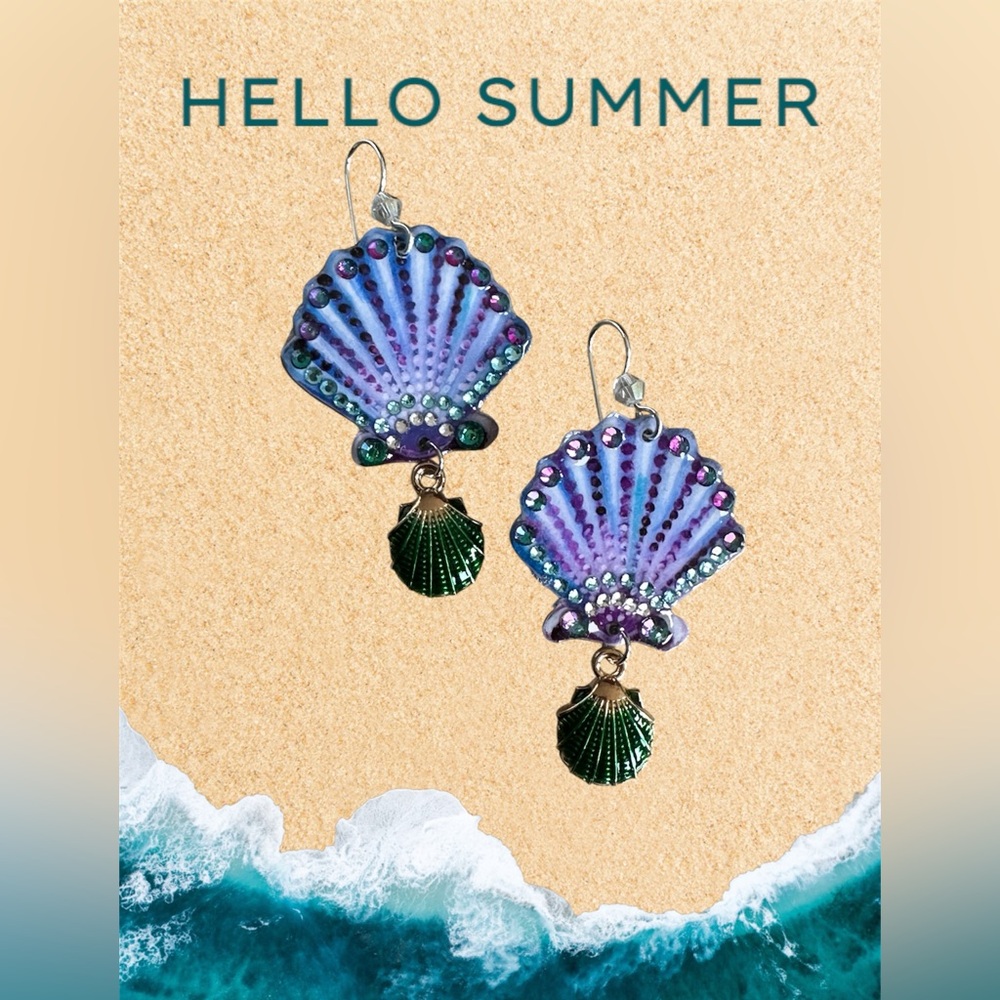 Pretty Handpainted Shell Earrings Crystal Rhinest… - image 1